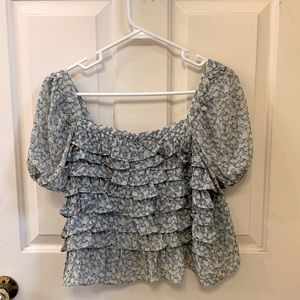 She & Sky Ruffled Floral Top: Size L